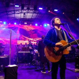 Pedrinhas Paulista festeja 73 anos com shows de Paulo Miklos e Frejat