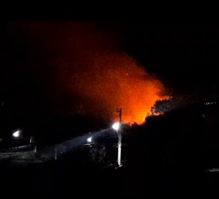 Queimada sinaliza perigo e leva transtornos a moradores