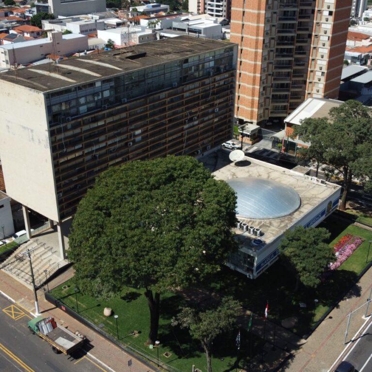 Projeto de lei altera cálculo do IPTU e regras da taxa de iluminação