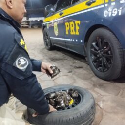 Rodoviária Federal apreende cerca de 3,5 quilos de haxixe na região