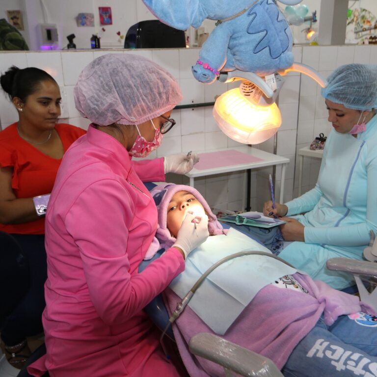 Curso de Odontologia da Unimar alia prática intensiva à empregabilidade imediata