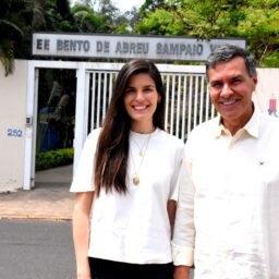 Dani Alonso e Capitão Augusto conquistam ar-condicionado para escolas de Marília