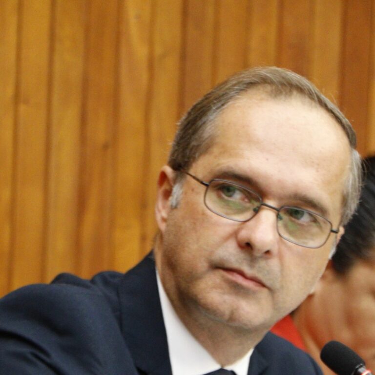 Presidente da Câmara cobra reforma e modernização do aeroporto