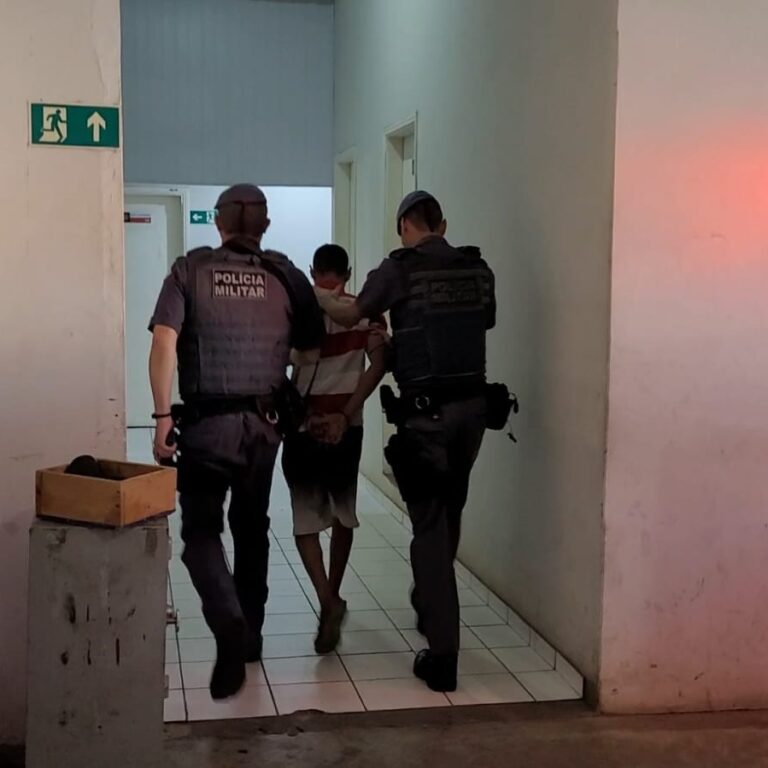 Reação de mãe resulta na prisão de três acusados de roubo contra filha