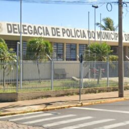 Casal é preso por tráfico com cocaína, crack e maconha dentro de casa