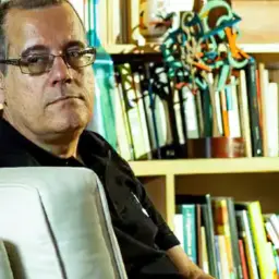 Escritor Paulo Henriques Britto é o mais novo imortal da Academia Brasileira de Letras