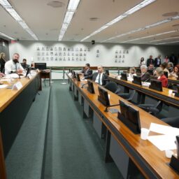 Conselho de Ética da Câmara instaura processo contra Eduardo Bolsonaro