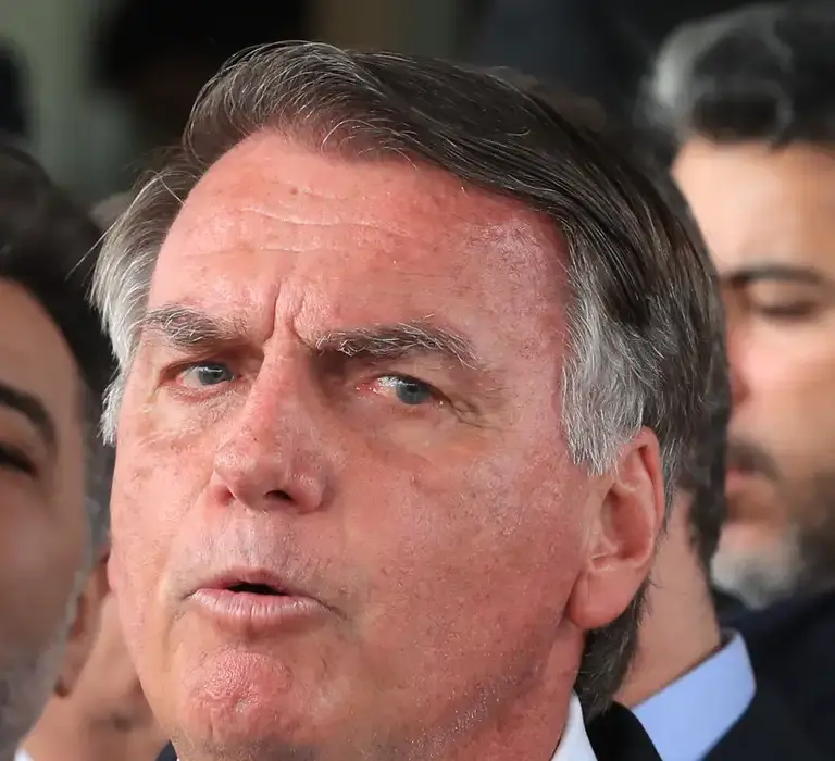 Bolsonaro pode ser preso até dezembro se recursos forem rejeitados