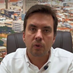 Vinicius esclarece efeitos da revisão do IPTU e nega aumento generalizado