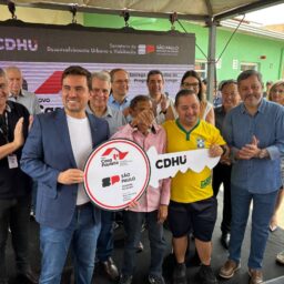 Marília inaugura Residencial Vida Longa com 28 moradias para idosos em vulnerabilidade