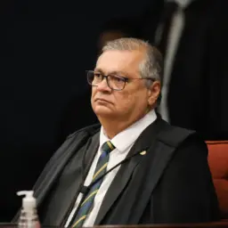 Moraes autoriza investigação para apurar ameaças contra Flávio Dino