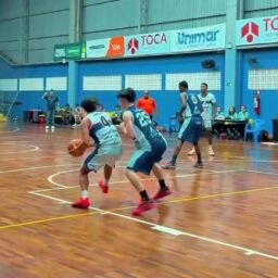 Basquete de Marília vence Santos e garante vaga nos playoffs do Paulista Sub-18