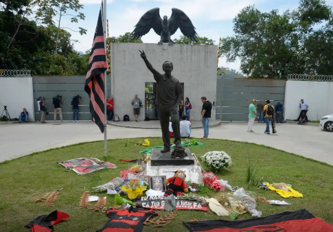 Justiça absolve sete acusados de incêndio e mortes no Ninho do Urubu