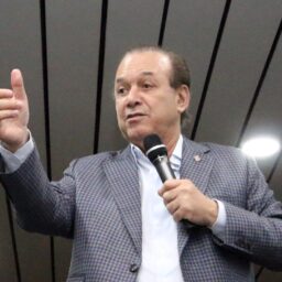 Secretário volta a Marília e garante licitação do AME ainda em 2025