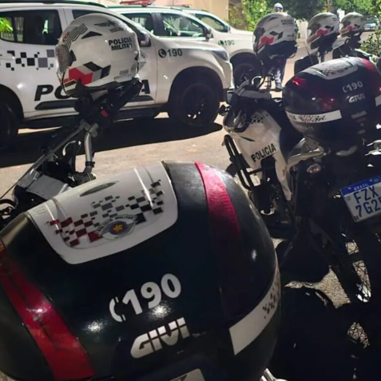 Entregador é preso com drogas e balança de precisão em Garça