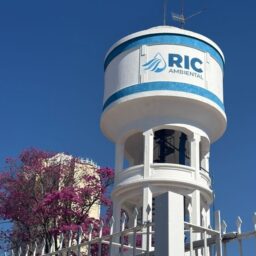 Falta de água ainda afeta bairros de Marília após conserto de adutora