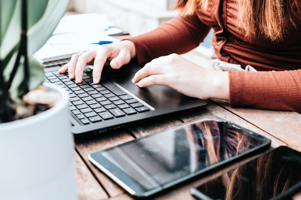 Dicas para organizar comprovantes e pagamentos recebidos em contas online