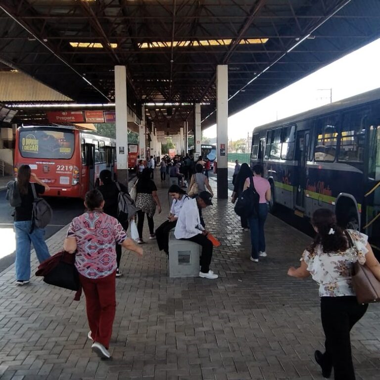 Emdurb e empresas debatem novo modelo para o transporte público