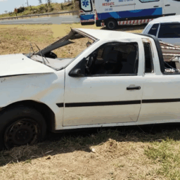 Motorista morre após capotamento na rodovia SP-294 em Pompeia