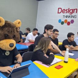 Curso de Administração da Unimar adota metodologia ativa e integra Escola de Negócios