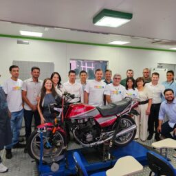 Cristiane Freitas visita Quintana e reforça importância da qualificação profissional