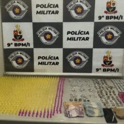 Suspeito de tráfico agride PM, cai em quintal e acaba mordido por pitbull