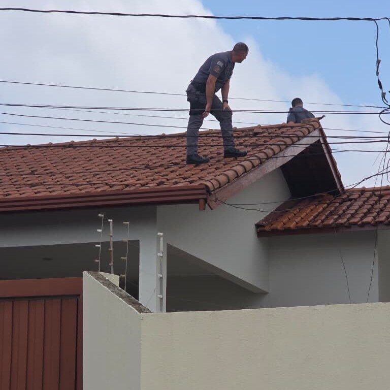 Policial penal exonerado pelo Estado é preso por furto de fiação em Marília
