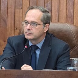 Danilo da Saúde propõe ampliar programa de desburocratização para empresas em Marília