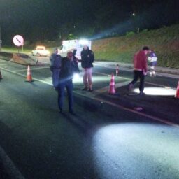 Homem morre ao ser atropelado por ônibus na rodovia BR-153