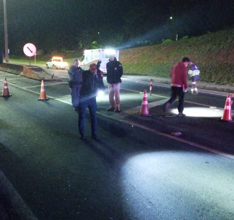 Homem morre ao ser atropelado por ônibus na rodovia BR-153