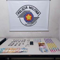 Adolescentes de 14 anos são flagrados em incursão noturna da PM contra o tráfico