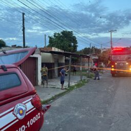 Incêndio atinge casa de acumulador de eletrônicos na zona oeste de Marília