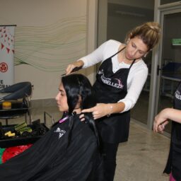 HBU de Marília encerra campanha com 252 mechas arrecadadas