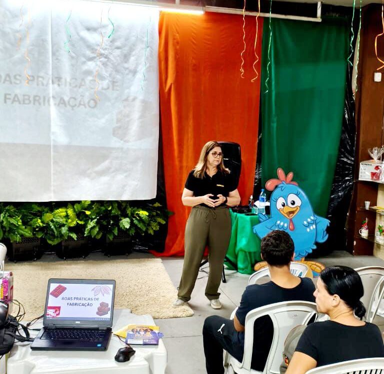 Ceprom orienta trabalhadores em capacitação sobre higiene e segurança