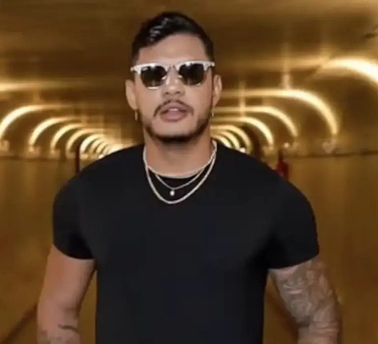 Rapper Hungria recebe alta de hospital em Brasília após suspeita de intoxicação