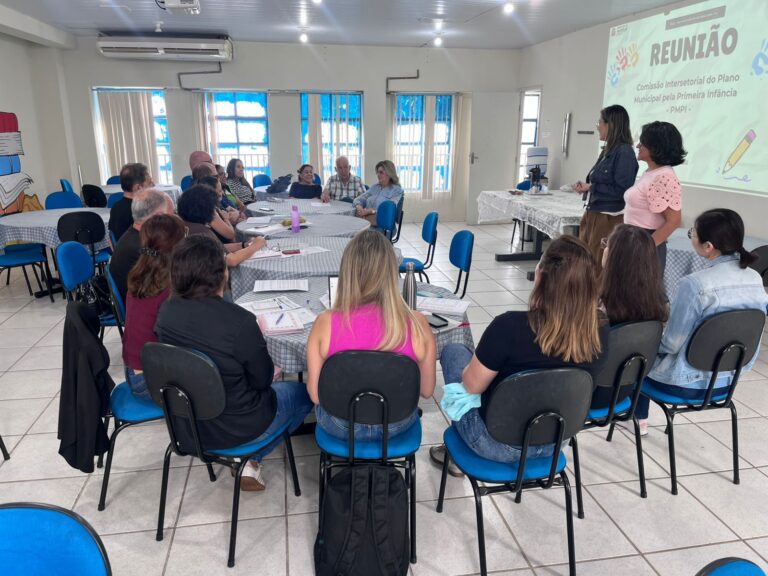 Marília amplia debate e define metas sobre políticas para a primeira infância