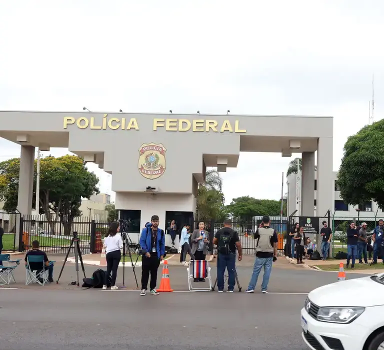 Advogado afirma que recorrerá da decisão que prendeu Bolsonaro