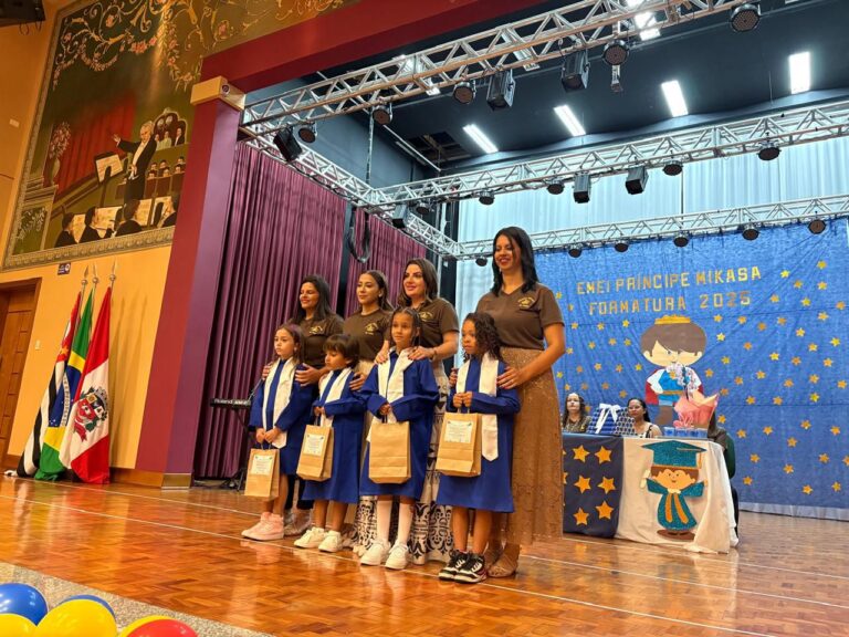 Marília inicia formatura de 3,5 mil alunos da rede municipal de ensino