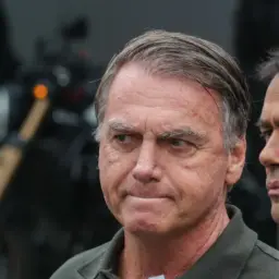 Primeira Turma do STF mantém prisão preventiva do ex-presidente Bolsonaro