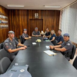 Cultura e Polícia Militar definem plano de segurança para o Natal Iluminado 2025