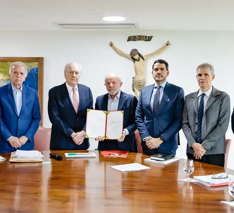 Lula envia ao Congresso projeto de lei Antifacção com penas de até 30 anos