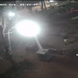 Homem é suspeito de furtar cerca de 60 lâmpadas de LED da Prefeitura na região