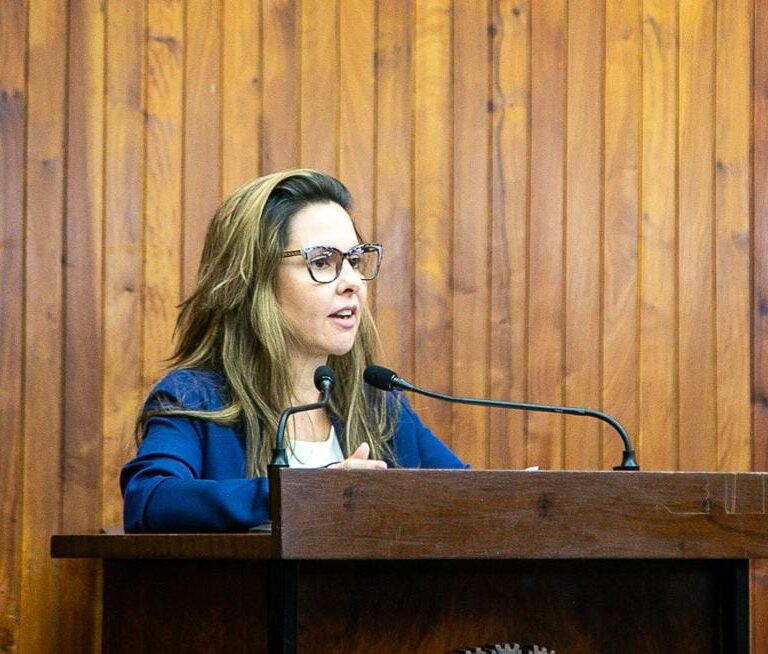 Com verba conquistada por Fabiana, poliesportivo do Tatá terá reforma