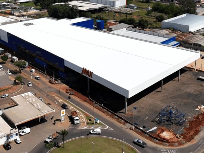 Max Atacadista anuncia data de inauguração de loja na zona norte