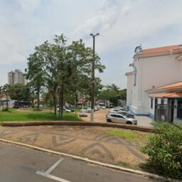 Motoneta é furtada próximo à praça Maria Izabel