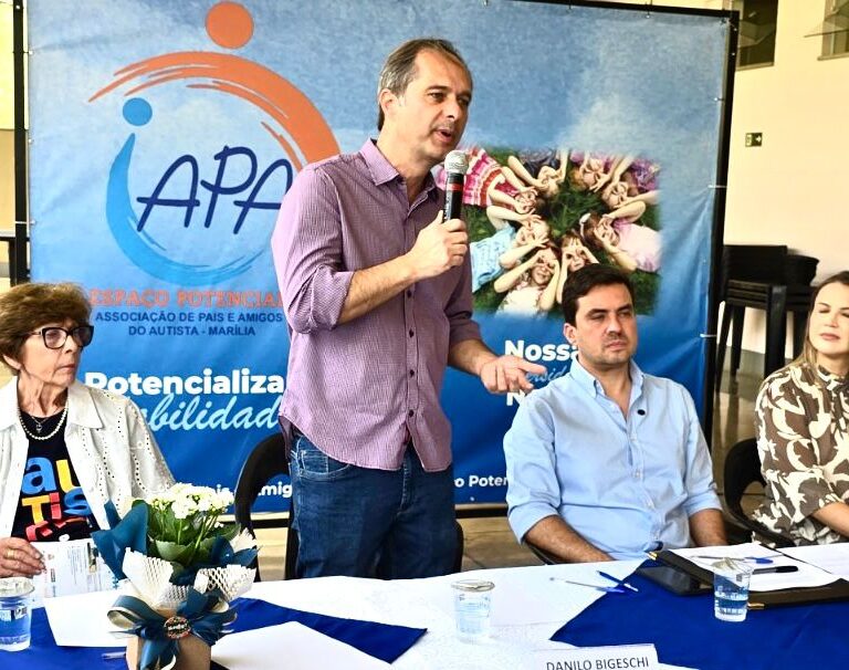Danilo da Saúde destaca ampliação de atendimentos para pessoas com TEA em Marília