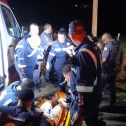 Jovem é resgatado após queda de 40 metros em penhasco de Marília