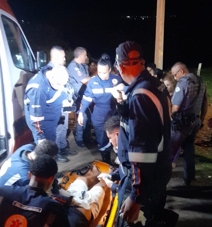 Jovem é resgatado após queda de 40 metros em penhasco de Marília