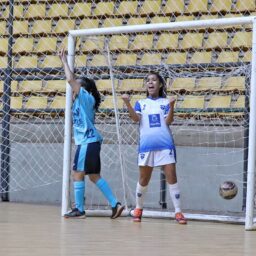 Futsal feminino de Marília goleia Guapiaçu e garante vaga na final da Taça SMEL