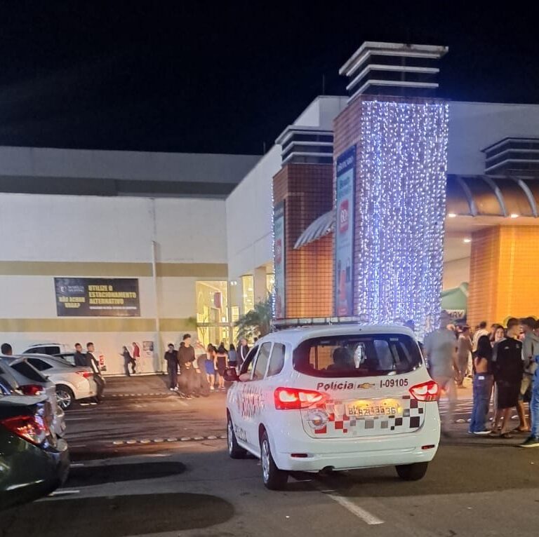 Confusão entre jovens mobiliza a Polícia Militar em shopping de Marília